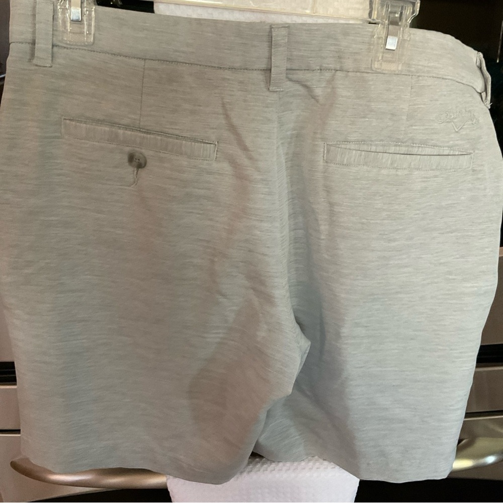 Callaway Grey Light Golf Shorts Men's, pockets, 8.5” inseam, size 34, EUC - Picture 4 of 10